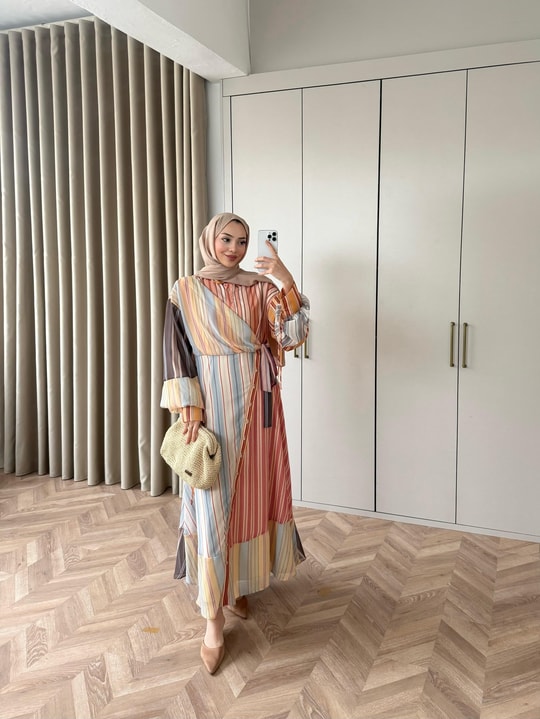 HR-0206H&R ButikFuş-Awqa Renkli Elbise Turuncu