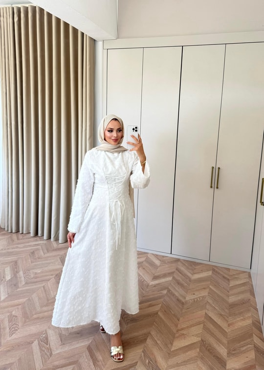 HR-1257H&R ButikFus - Esil Ön Bağlamalı Fisto Elbise Beyaz