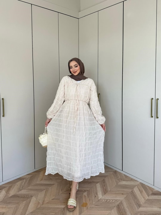 HR-0136H&R ButikHen-Tesi Katkat Elbise Ekru