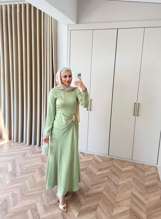 HR-0850H&R ButikHew- Kampanyalı Saten Elbise Yeşil