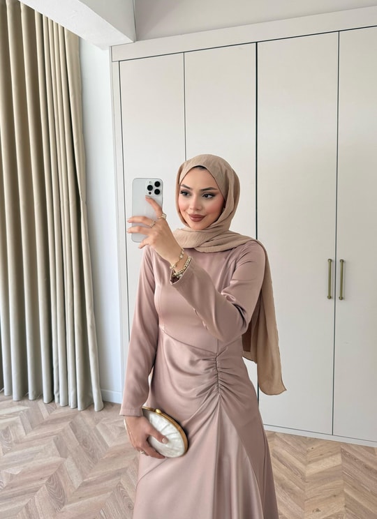 HR-1562H&R ButikHew- Kampanyalı Saten Elbise Vizon