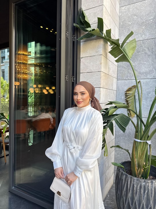 elbs-1688H&R ButikMeryem Saten Elbise Beyaz