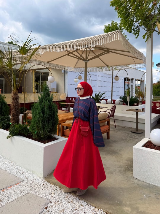 HR-3010H&R ButikNG- Dani Bağcıklı Gabardin Etek Kırmızı