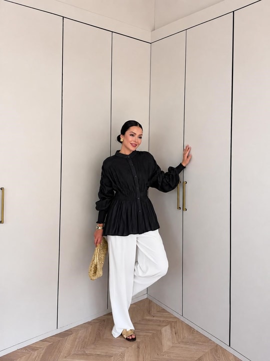 HR-2845H&R ButikMıs- Gelas Kol Büzgülü Vual Gömlek Siyah