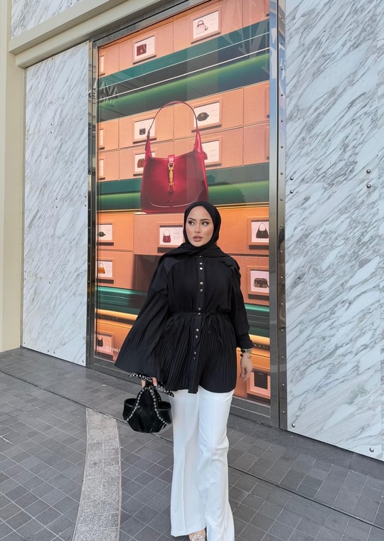 GMLK-428H&R ButikWesna Pilise Detaylı Gömlek Siyah