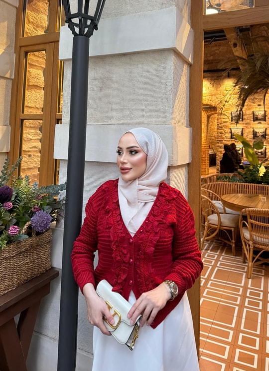 HR-3317H&R ButikHT- Ön Dantel Detaylı Midi Hırka Kırmızı