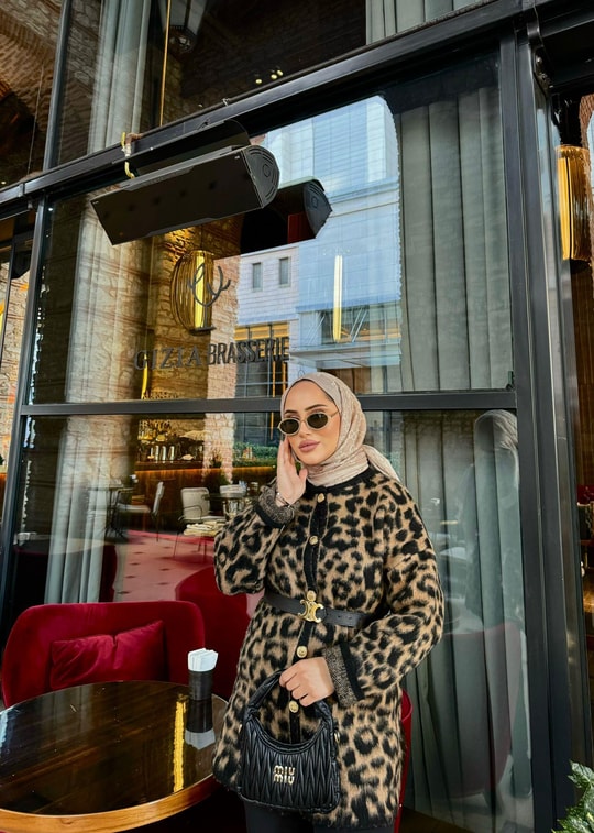 HIRKA-82H&R ButikLeopar Gold Düğmeli Hırka