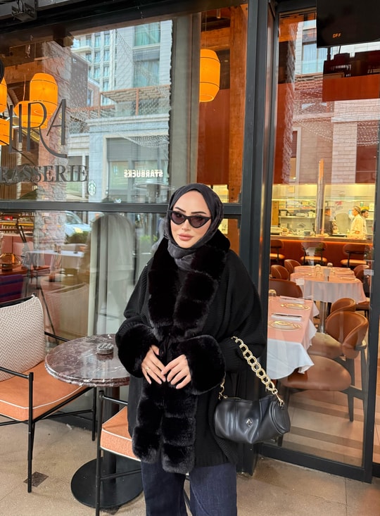 HIRKA-96H&R ButikPera Kürk Detaylı Hırka Siyah