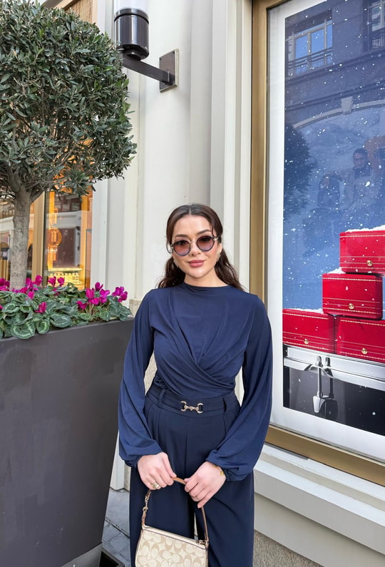 İCK-46H&R ButikBüzgülü Body İçlik Lacivert