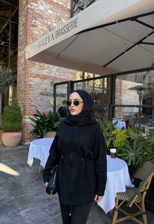 KP-14H&R ButikLane Fermuarlı Triko Kap Siyah
