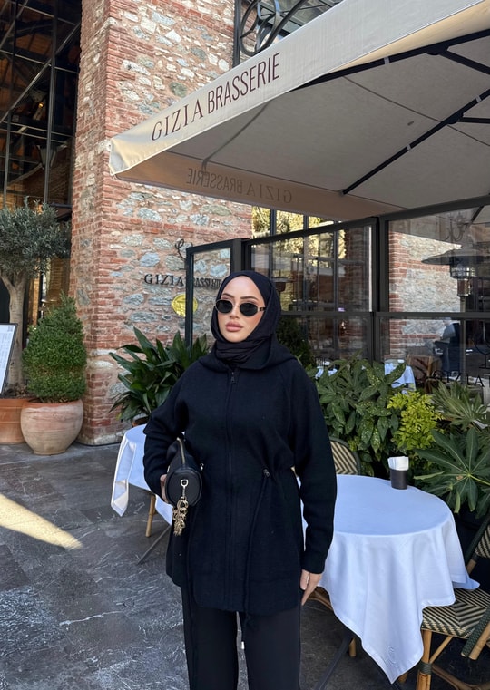 KP-14H&R ButikLane Fermuarlı Triko Kap Siyah