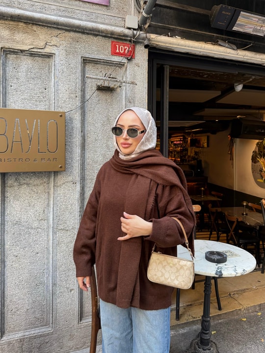 KAZK-566H&R ButikLeyal Atkı Detaylı Kazak Kahverengi