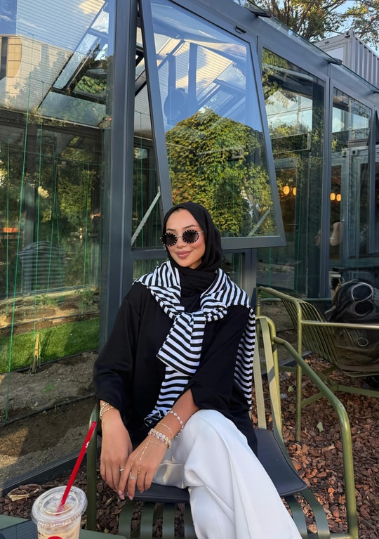 HR-2873H&R ButikSiva Kolu Kesik Detaylı Sweat Siyah