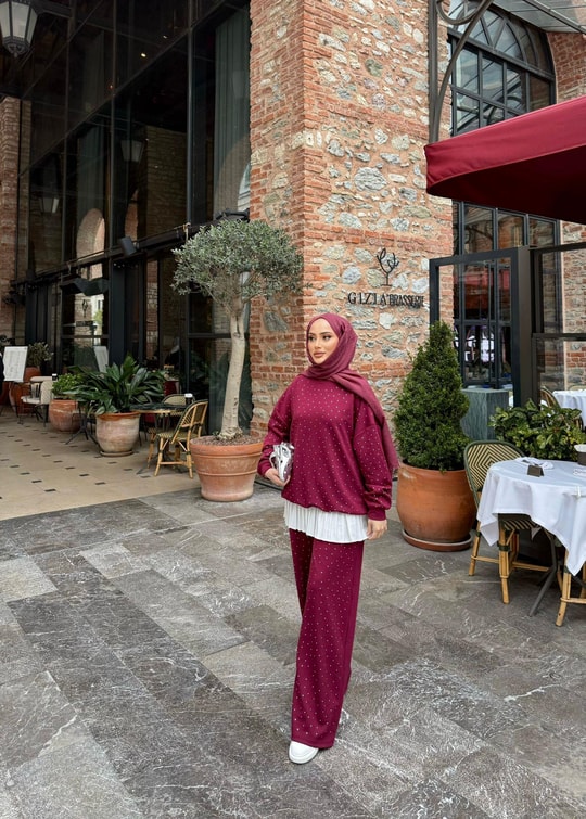 TAKM-1893H&R ButikErla Taş Detaylı Eşofman Takımı Bordo