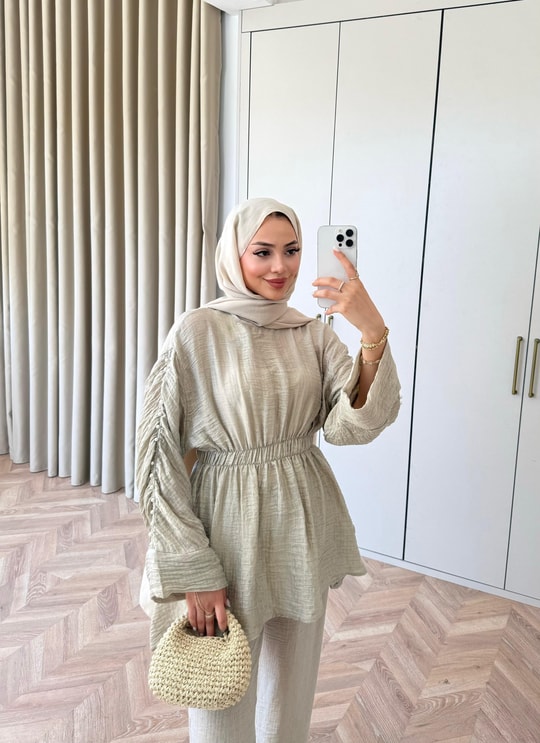 HR-1150H&R ButikPW- Eda Kolu Boncuklu Takım Bej