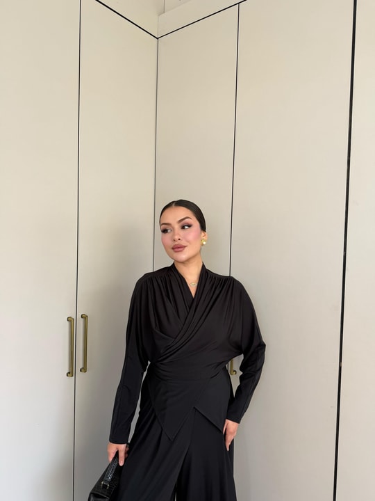 HR-1451H&R ButikQas - Fisa Ön Büzgülü Sandy Takım Siyah