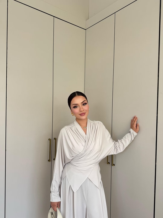 HR-1451H&R ButikQas - Fisa Ön Büzgülü Sandy Takım Taş