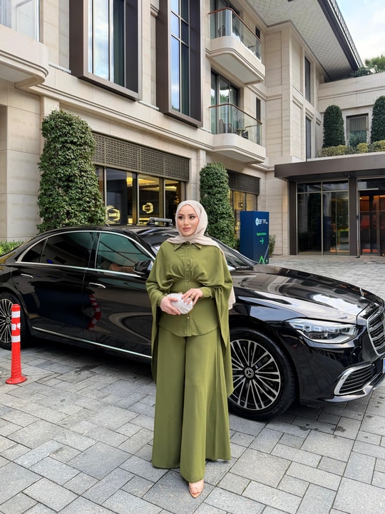 TAKM-2162H&R ButikQu-Lai Pelerin Detaylı Takım Haki