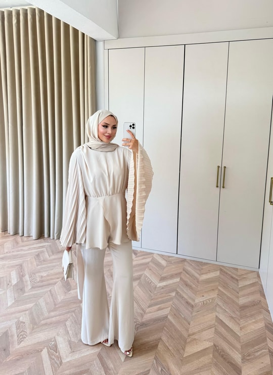 HR-1246H&R ButikQu- Nelan Kolu Piliseli Takım Krem