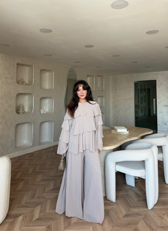 HR-1367H&R ButikQu - Şiza Üst Kat Kat Şifon Takım Vizon