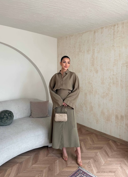 HR-0828H&R ButikTB - Mois Yan Detaylı Etekli Takım Haki