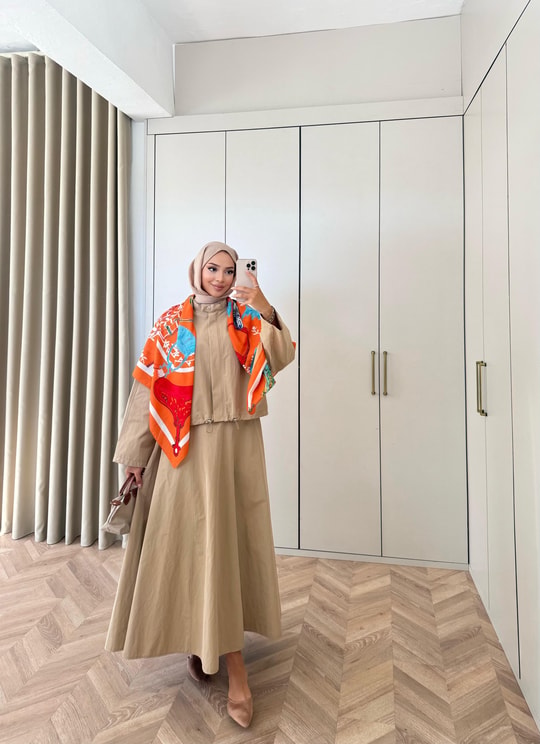 HR-3170H&R ButikTb- Siba Gabardin Etekli Takım Sütlü Kahve