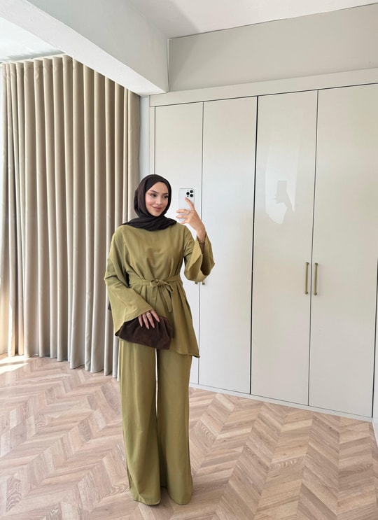 HR-1546H&R ButikTB - Willa Kemeri Detaylı Keten Takım Yağ Yeşili