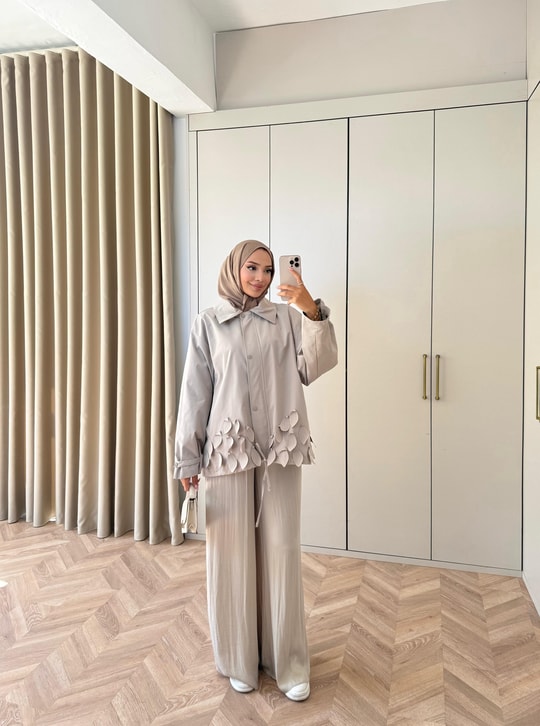 HR-2992H&R ButikFus- Yaprak Detaylı Trenç Vizon