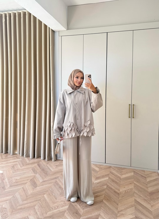 HR-2992H&R ButikFus- Yaprak Detaylı Trenç Vizon