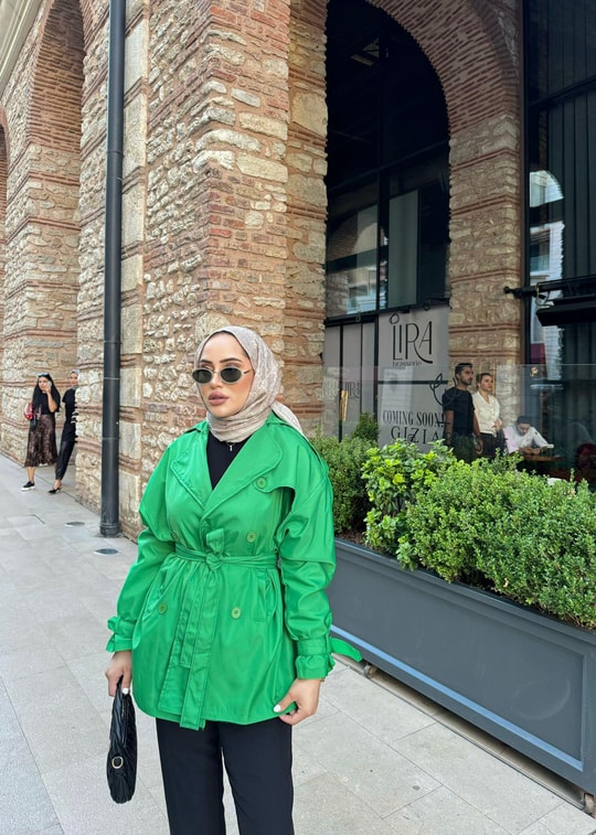 Trenc-48H&R ButikKampanyalı Mini Trenç Yeşil
