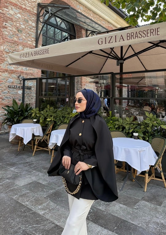 TRNCKT-004H&R ButikMera Yarasa Detaylı Trenç Siyah