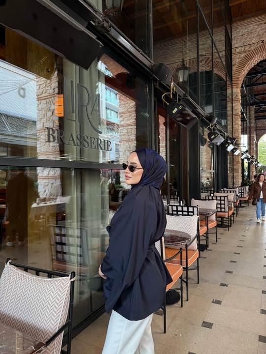 TRNCKT-003H&R ButikMera Yarasa Detaylı Trenç Lacivert