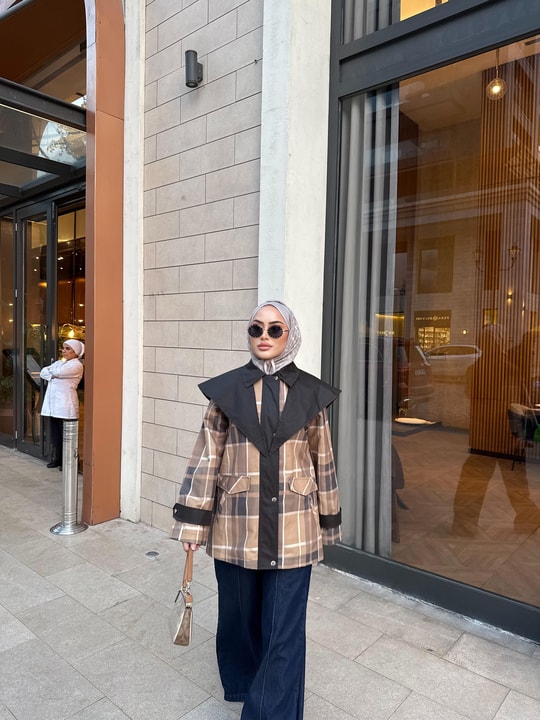 TRNCKT-010H&R ButikZan Yaka Detaylı Trenç