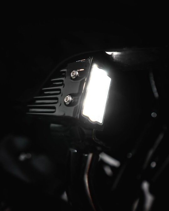 CUSTOM DYNAMICS LIGHT FRONT TURN SIGNAL LED GL KOD:20202216