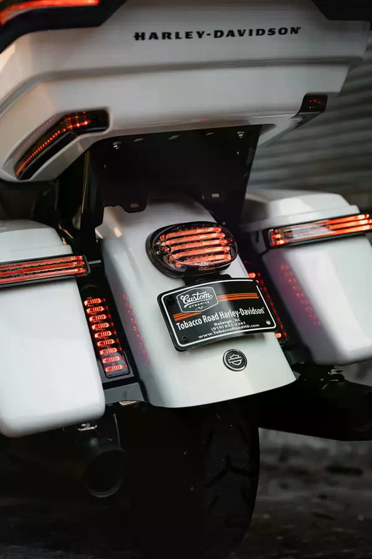 CUSTOM DYNAMICS LOW PROFILE PROBEAM TAIL LIGHT KOD:20101409