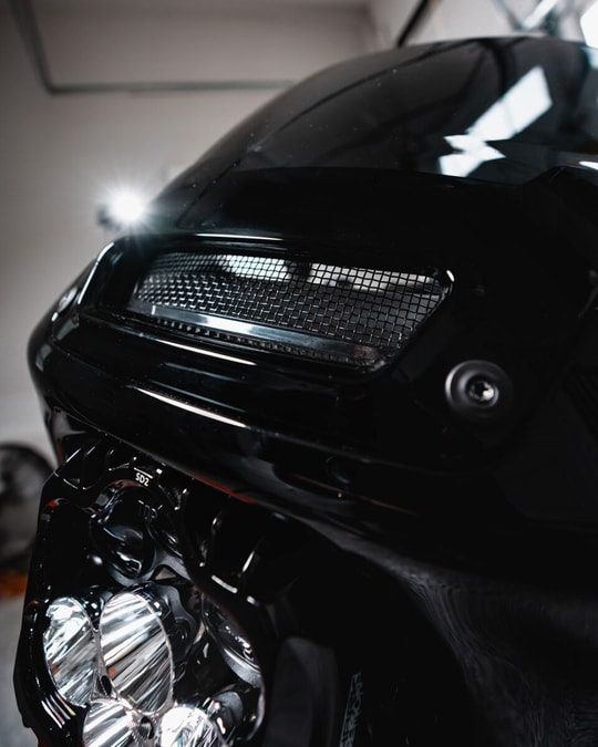 CUSTOM DYNAMICS LOW RIDER ST DECORATIVE FAIRIN KOD:23500595
