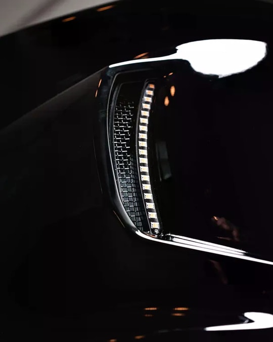 CUSTOM DYNAMICS LOW RIDER ST FAIRING VENT LIGH KOD:20403229
