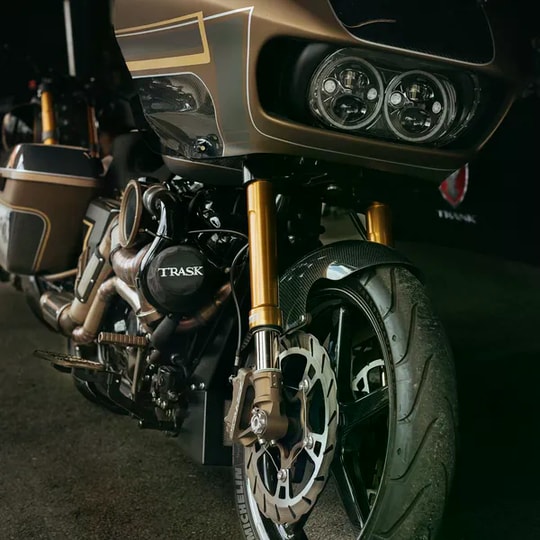 CUSTOM DYNAMICS ROAD GLIDE TRUBEAM LED HEADLIG KOD:20011544