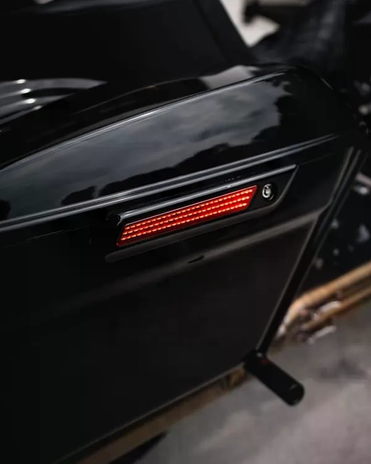 CUSTOM DYNAMICS SADDLEBAG LATCH LED FOR 14-23  KOD:20402476