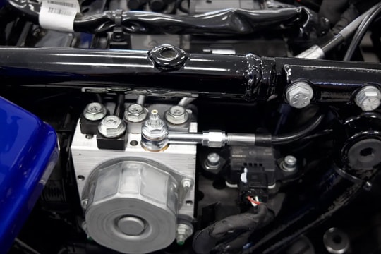 FAT BAGGERS INC. EZ INSTALL BRAKE LINE FULL LEN KOD: 17416818