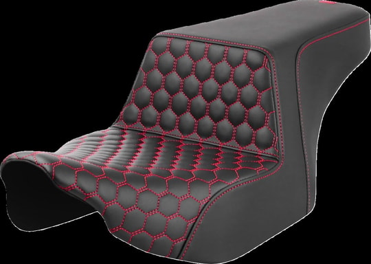 SADDLEMEN SEAT STEP UP HC FRONT RED STIT KOD:08011828
