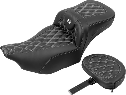 SADDLEMEN SEAT ROADSOFA LS CF EXT RCH W/ KOD:0801-1808