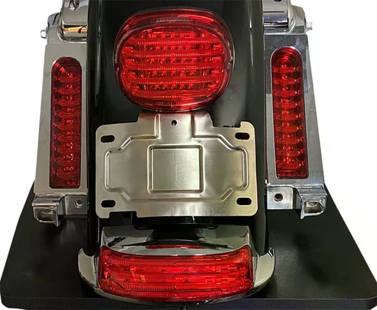 CUSTOM DYNAMICS MOUNT LICENSE RELO FL CHR KOD:20301522