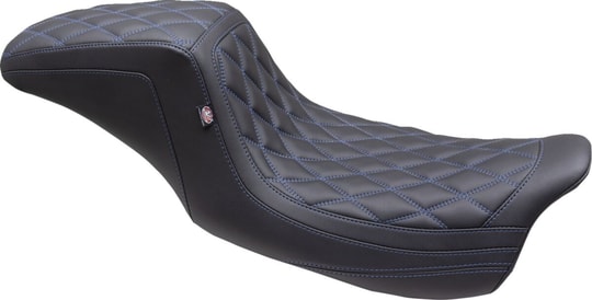 MUSTANG SEAT SQUAREBACK 2UP DBL DIAMON KOD: 08011673