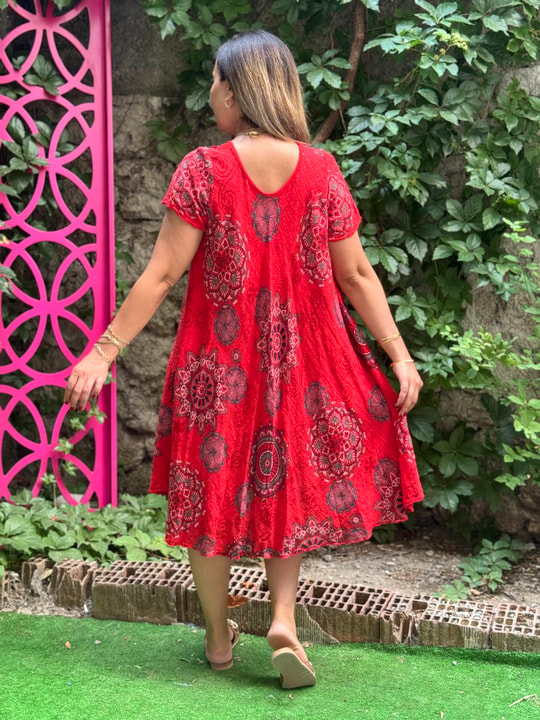 %100 Pamuk Etnik Desenli İthal Elbise Kırmızı