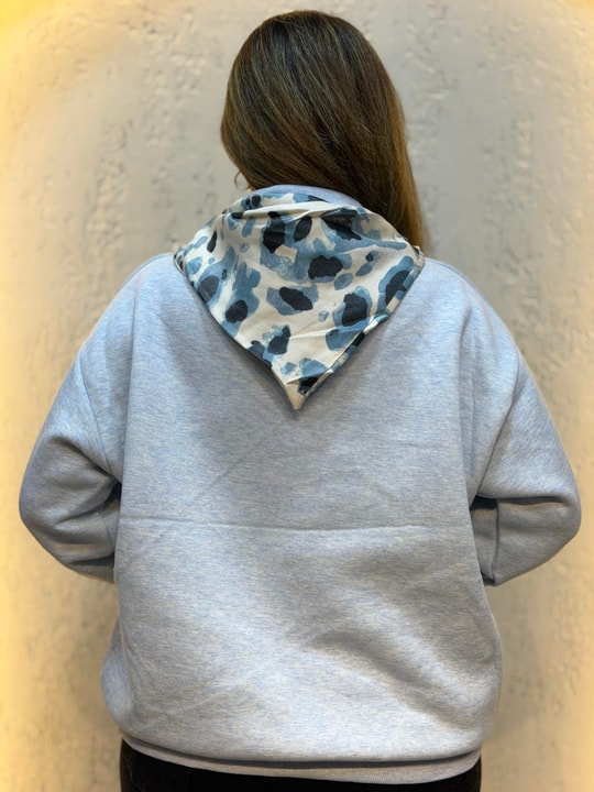 İzci Model Saten Fular Detaylı İçi Şardonlu Üç İplik Yakalı Hoodie Bebe Mavisi