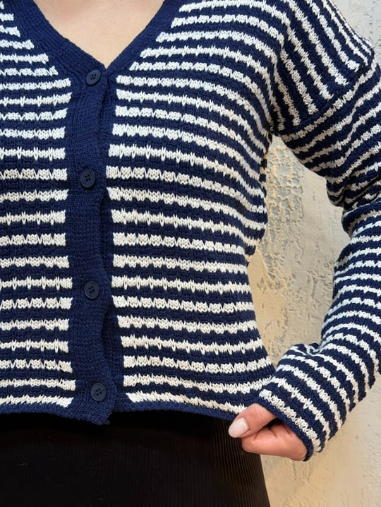 İnce Çizgili Triko Crop Hırka Lacivert