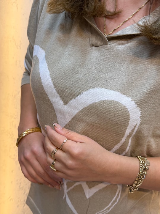 Kalp Desenli Kapüşonlu Triko Sweatshirt Krem