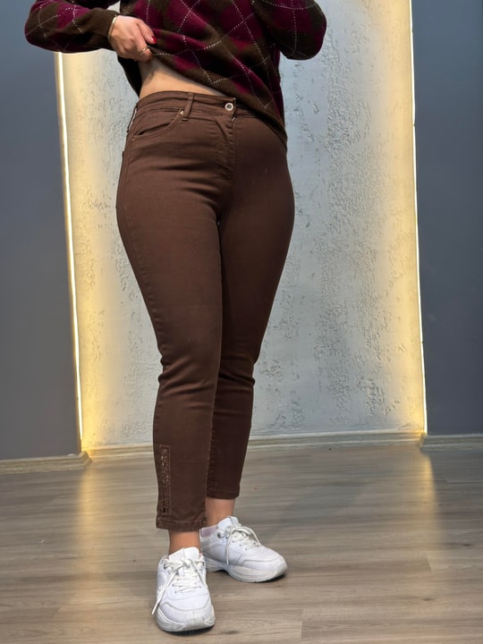 Paça Nakışlı Pantolon Acı Kahve
