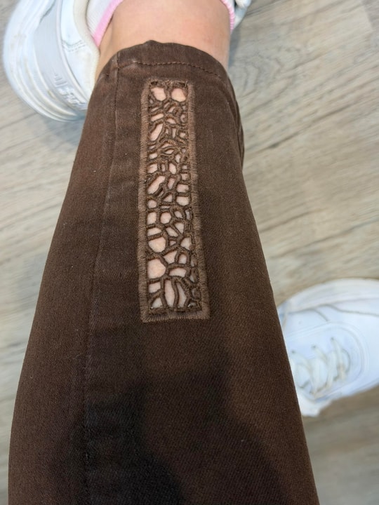 Paça Nakışlı Pantolon Acı Kahve